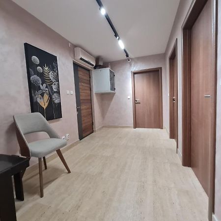 Airport Molko Apartments Surčin Eksteriør bilde