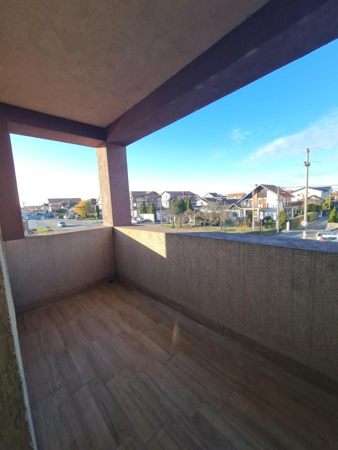 Airport Molko Apartments Surčin Eksteriør bilde