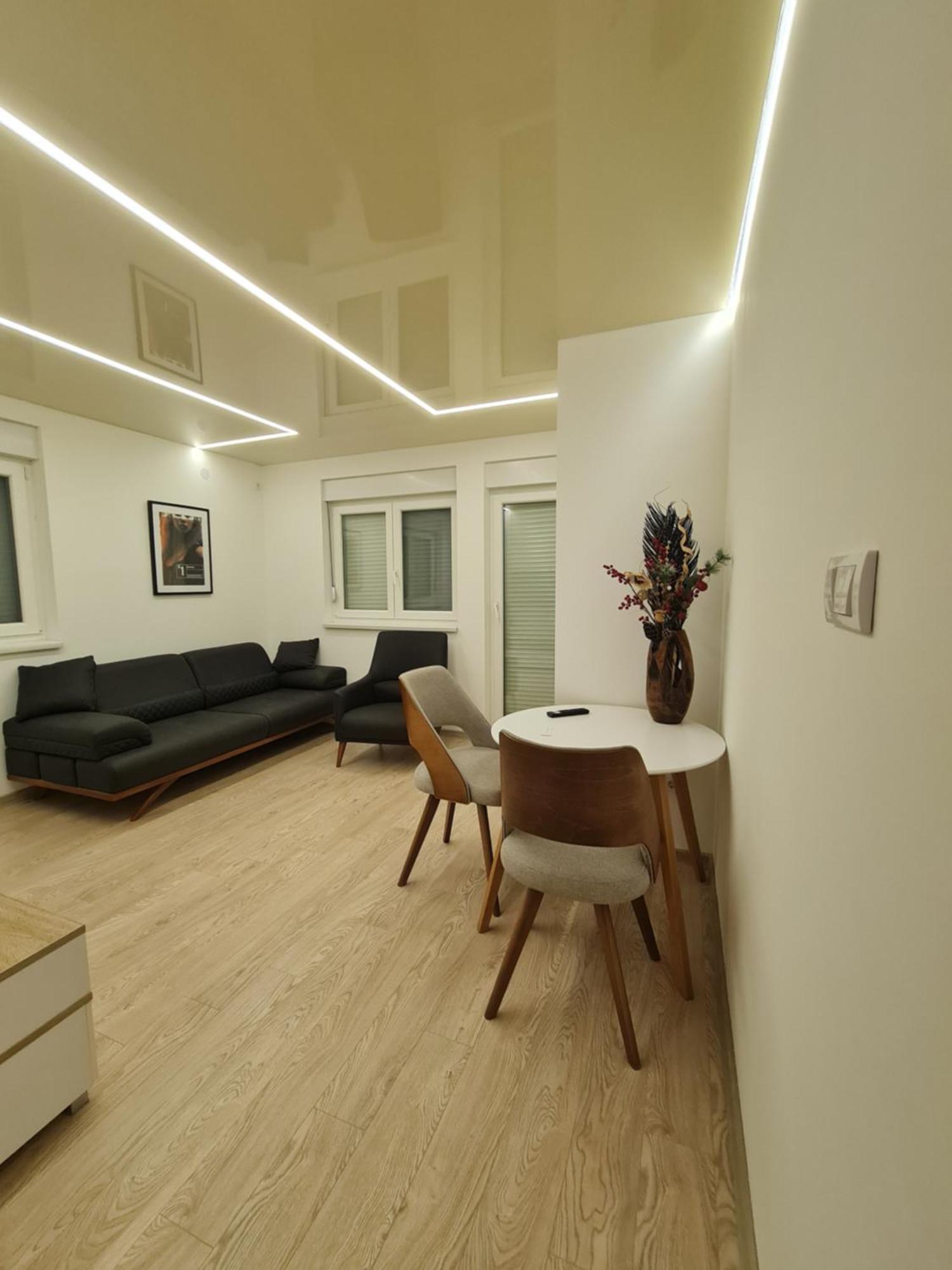 Airport Molko Apartments Surčin Eksteriør bilde