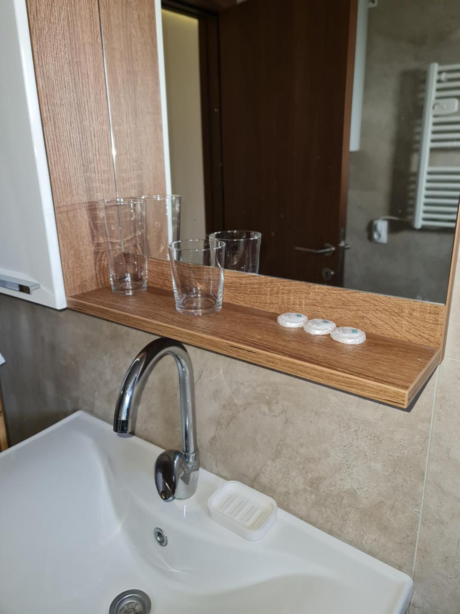 Airport Molko Apartments Surčin Eksteriør bilde
