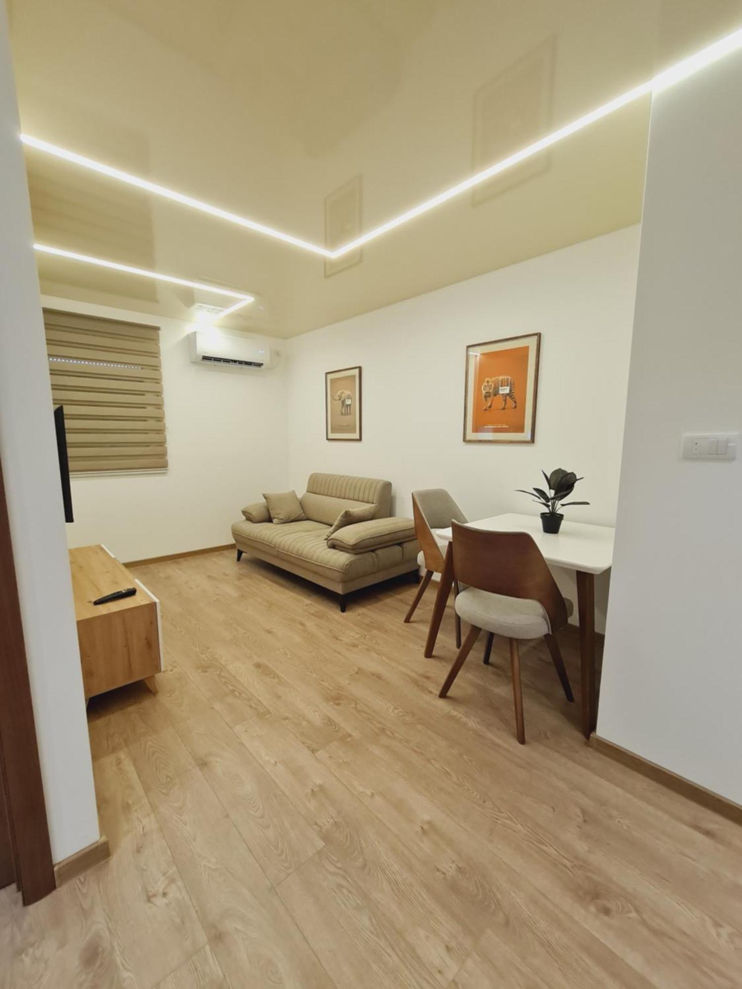 Airport Molko Apartments Surčin Eksteriør bilde
