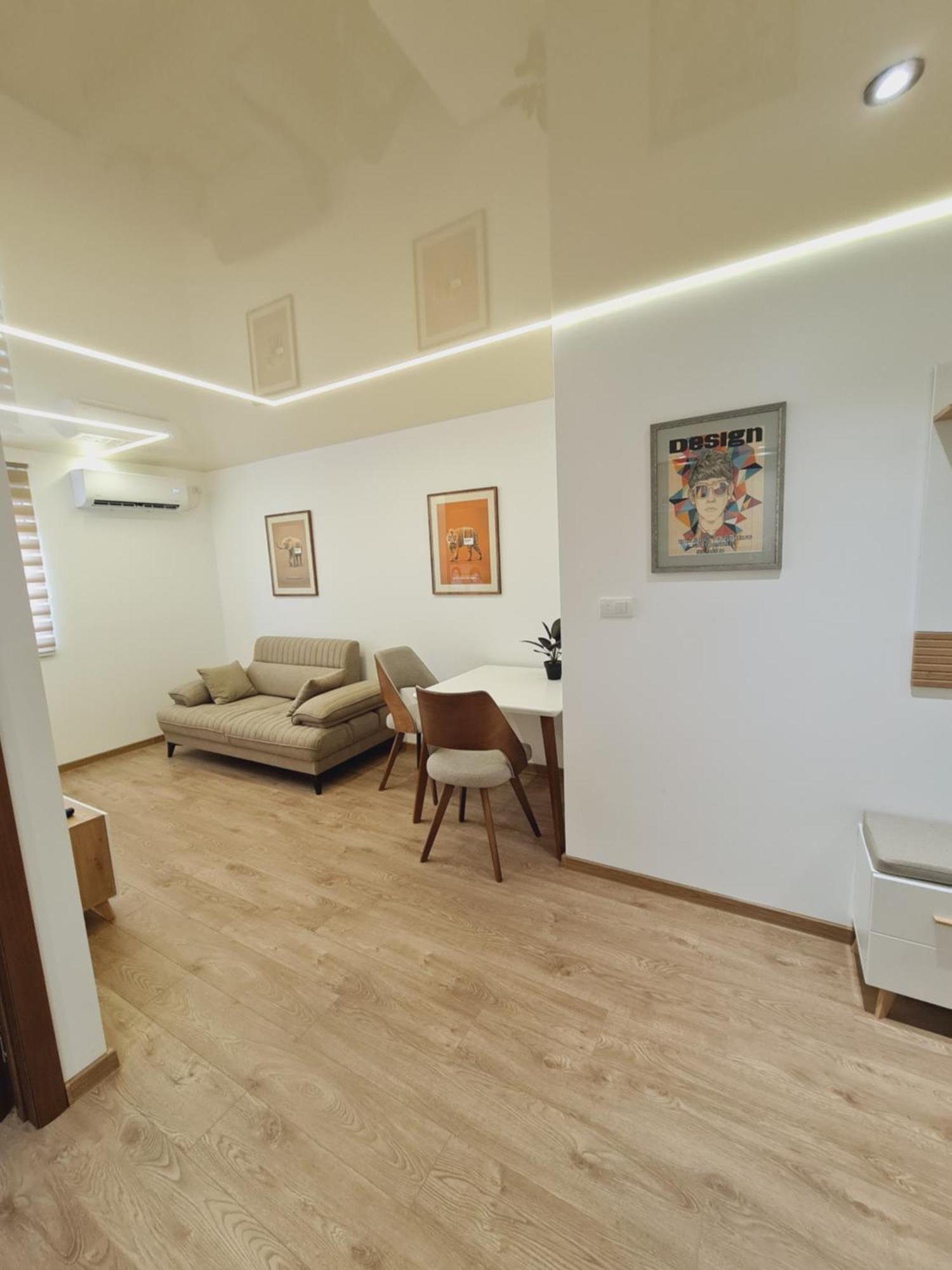 Airport Molko Apartments Surčin Eksteriør bilde